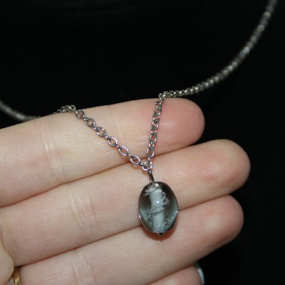 Beautiful silver chain necklace with glass pendant 17-19" - Picture 1 of 5